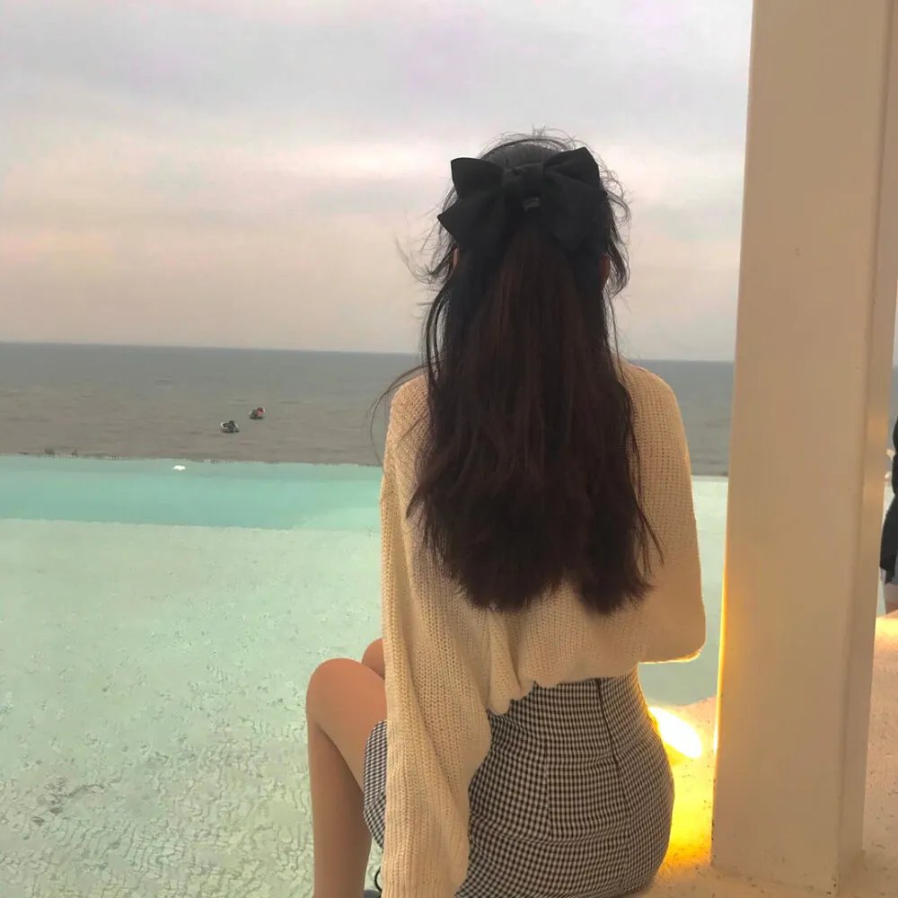 不公正世界 封面